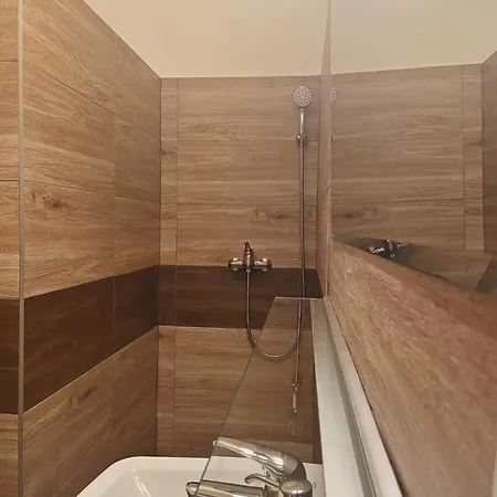 Sirius B Aparthotel *